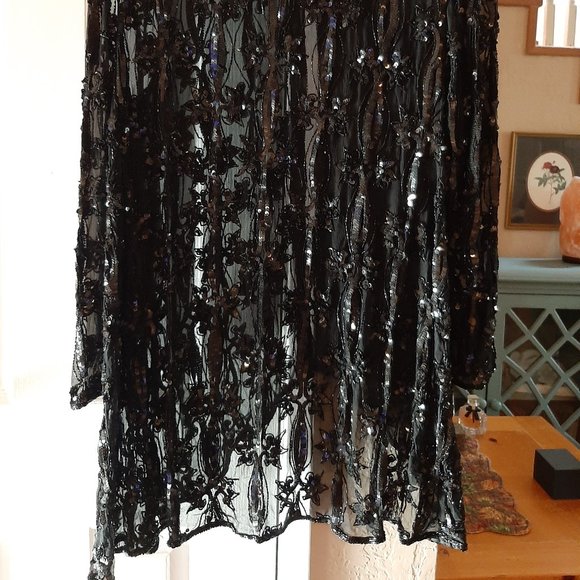 Beautiful Silk Sequined Jacket - Picture 5 of 8